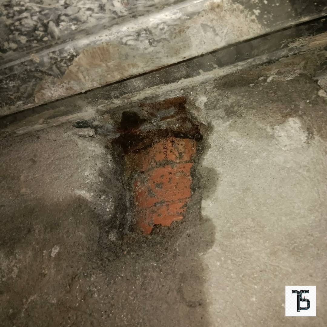 Wall Leak